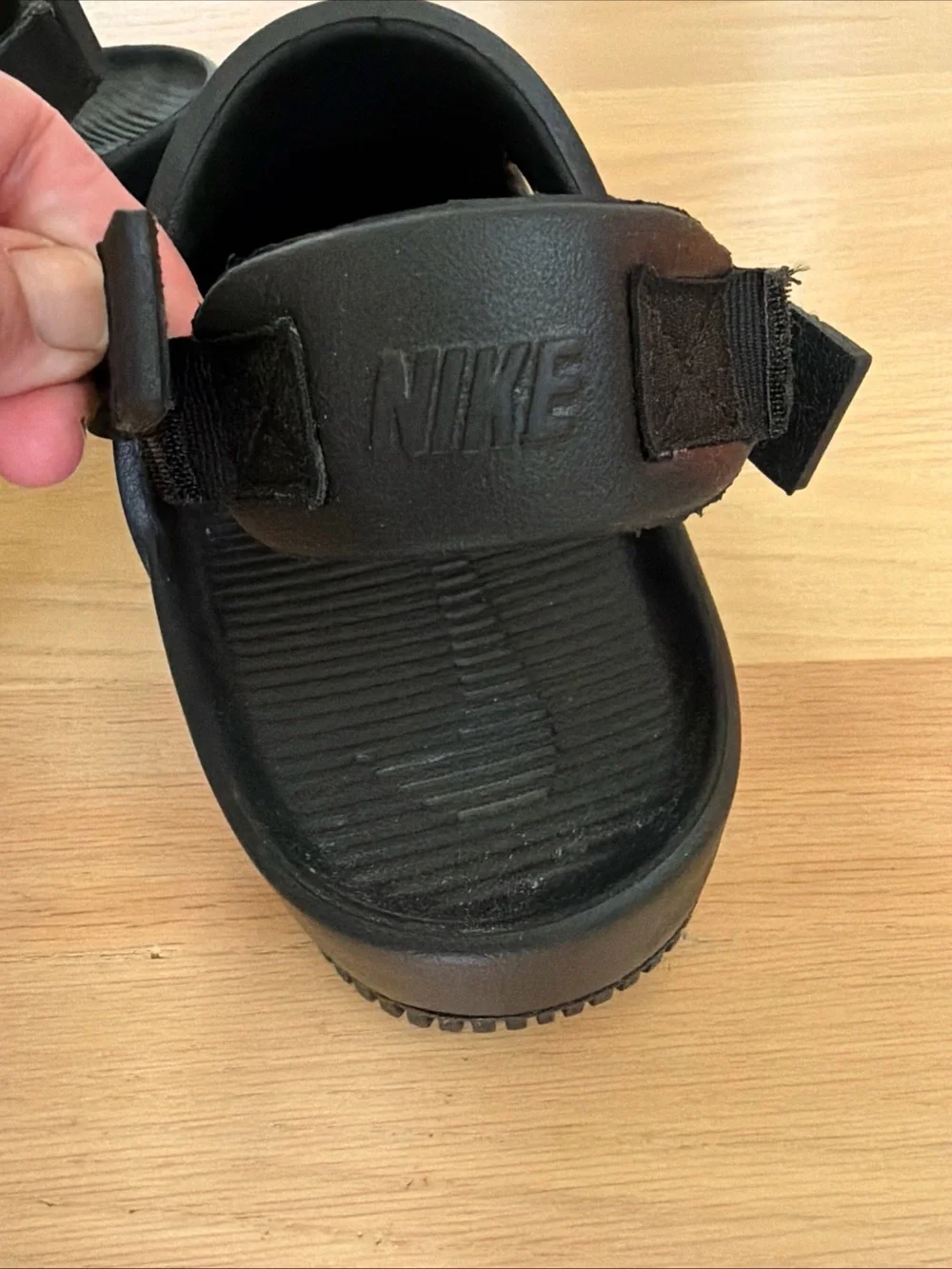 Nike Calm Mule Sandals Black Women’s 8 Men’s 6